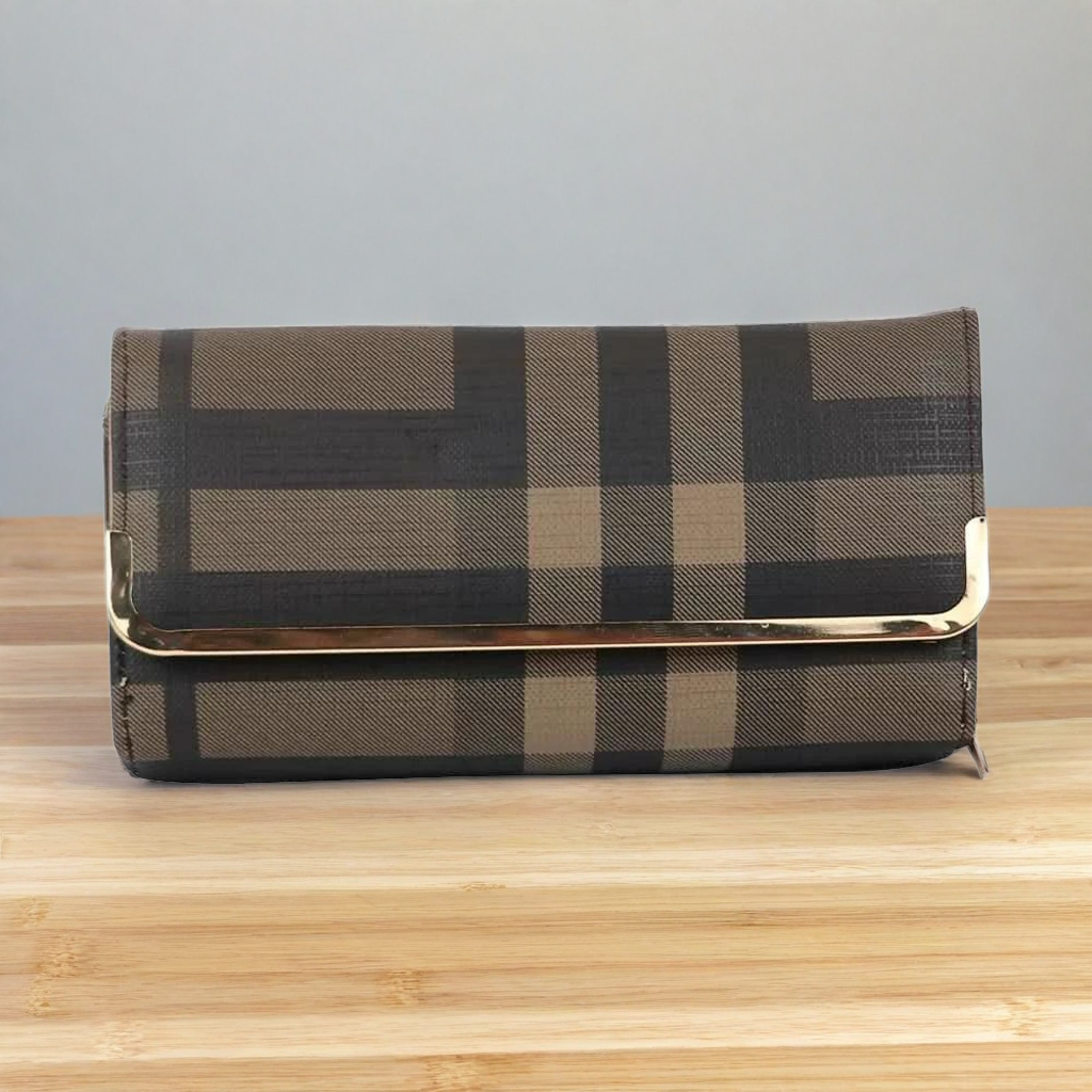 Chic and Playful Women’s wallet