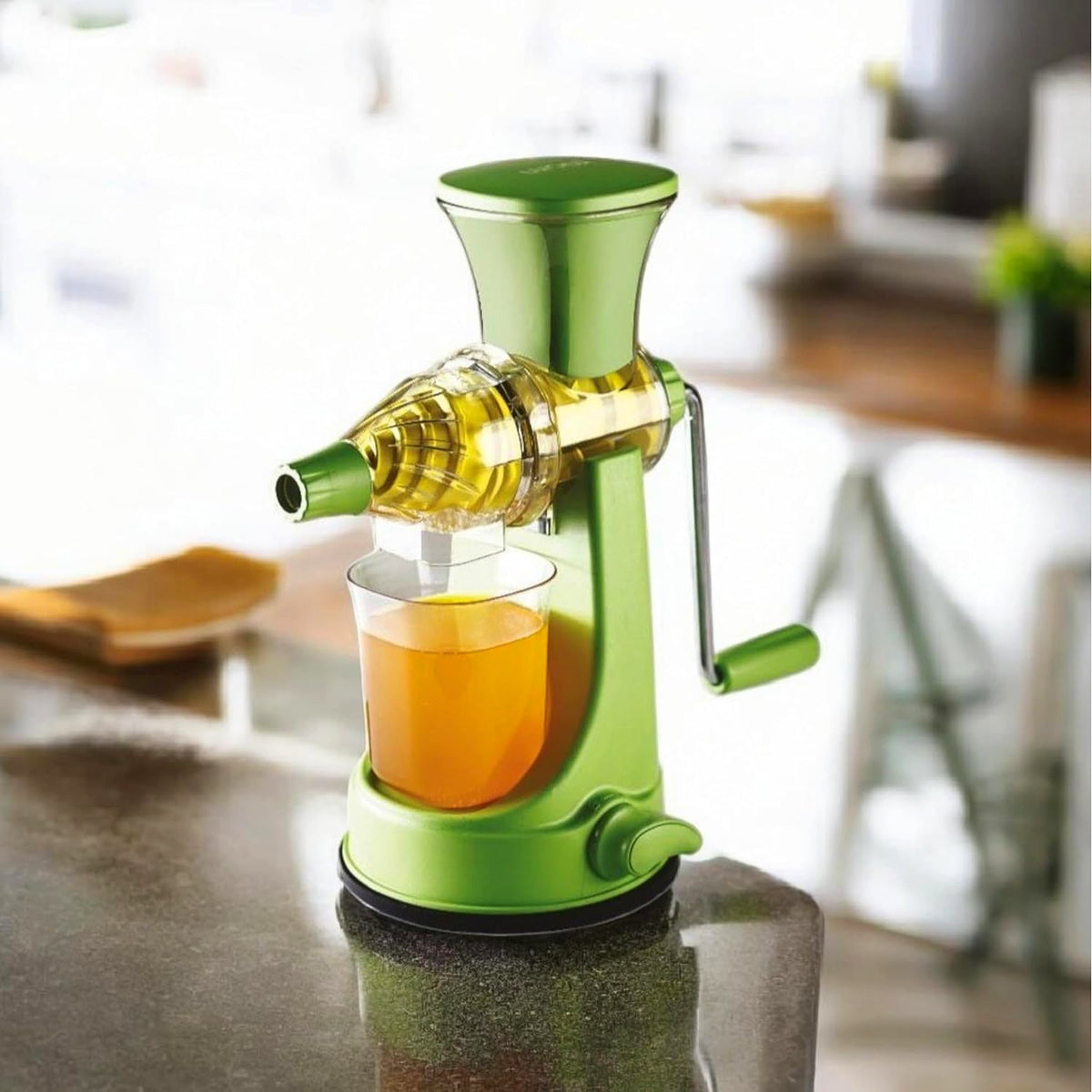 Supermom Manual Multi-functional Fruit And Vegetable Juicer (1 Pc) HP DD
