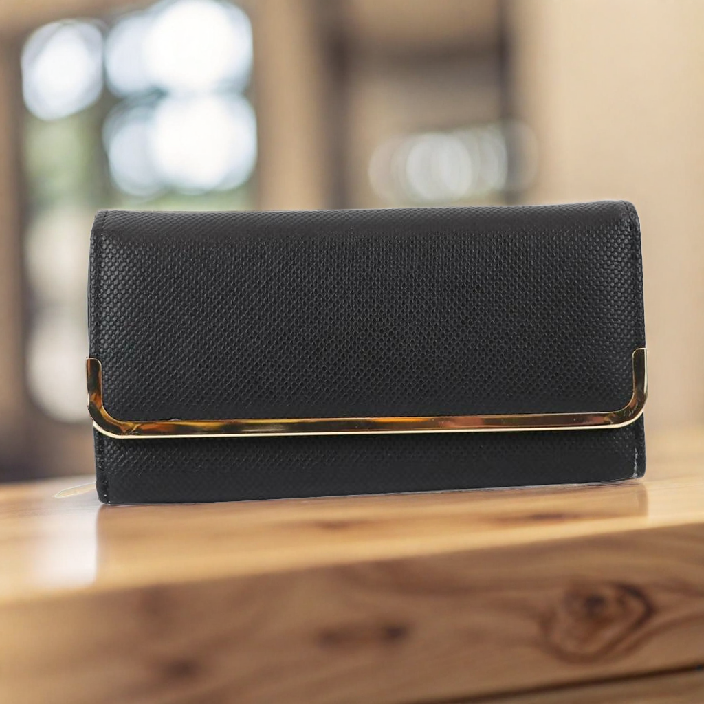Chic and Playful: Women’s Wallet