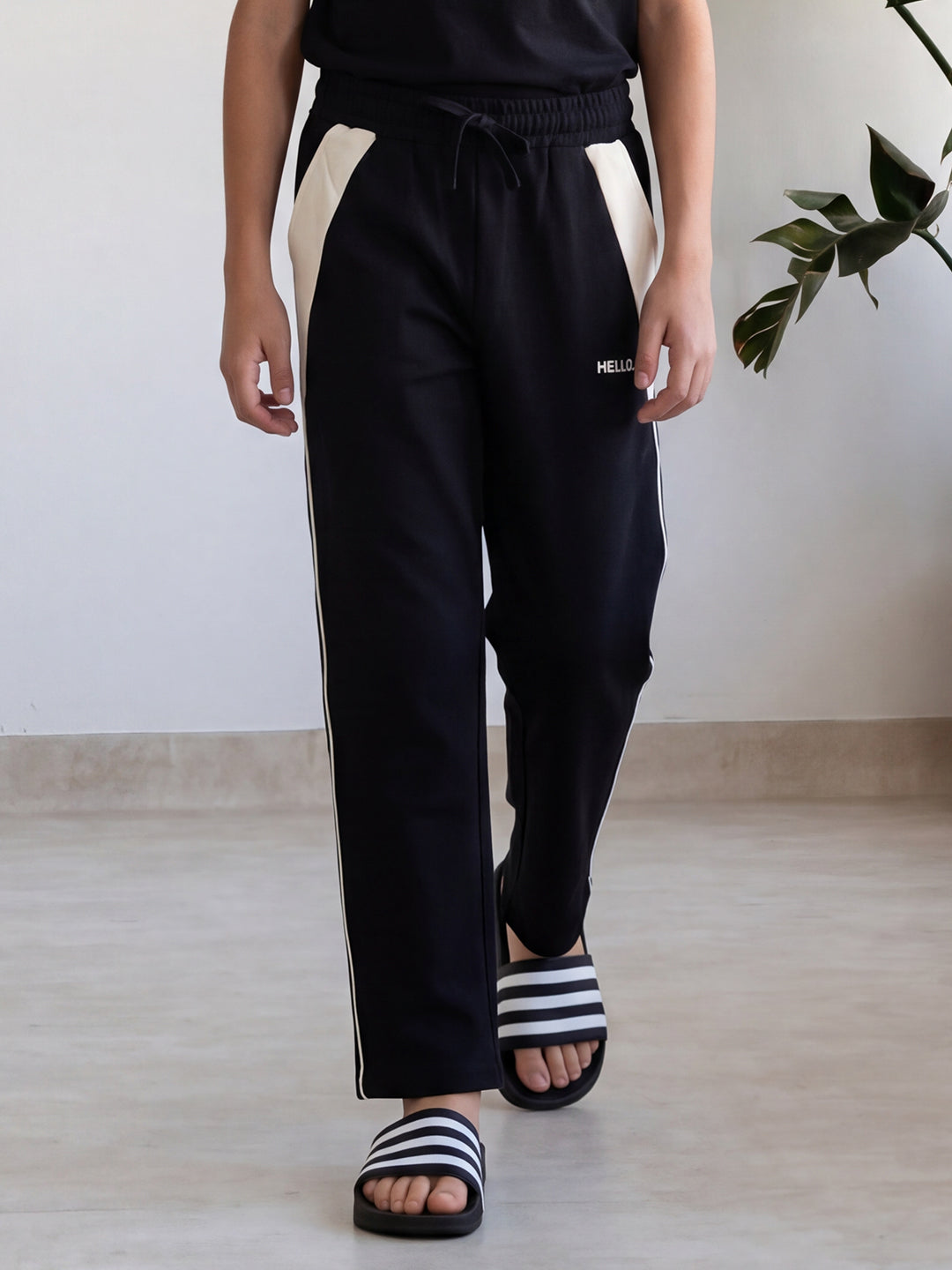 Lil Tomatoes Boys Cotton Looper Trackpant - Black