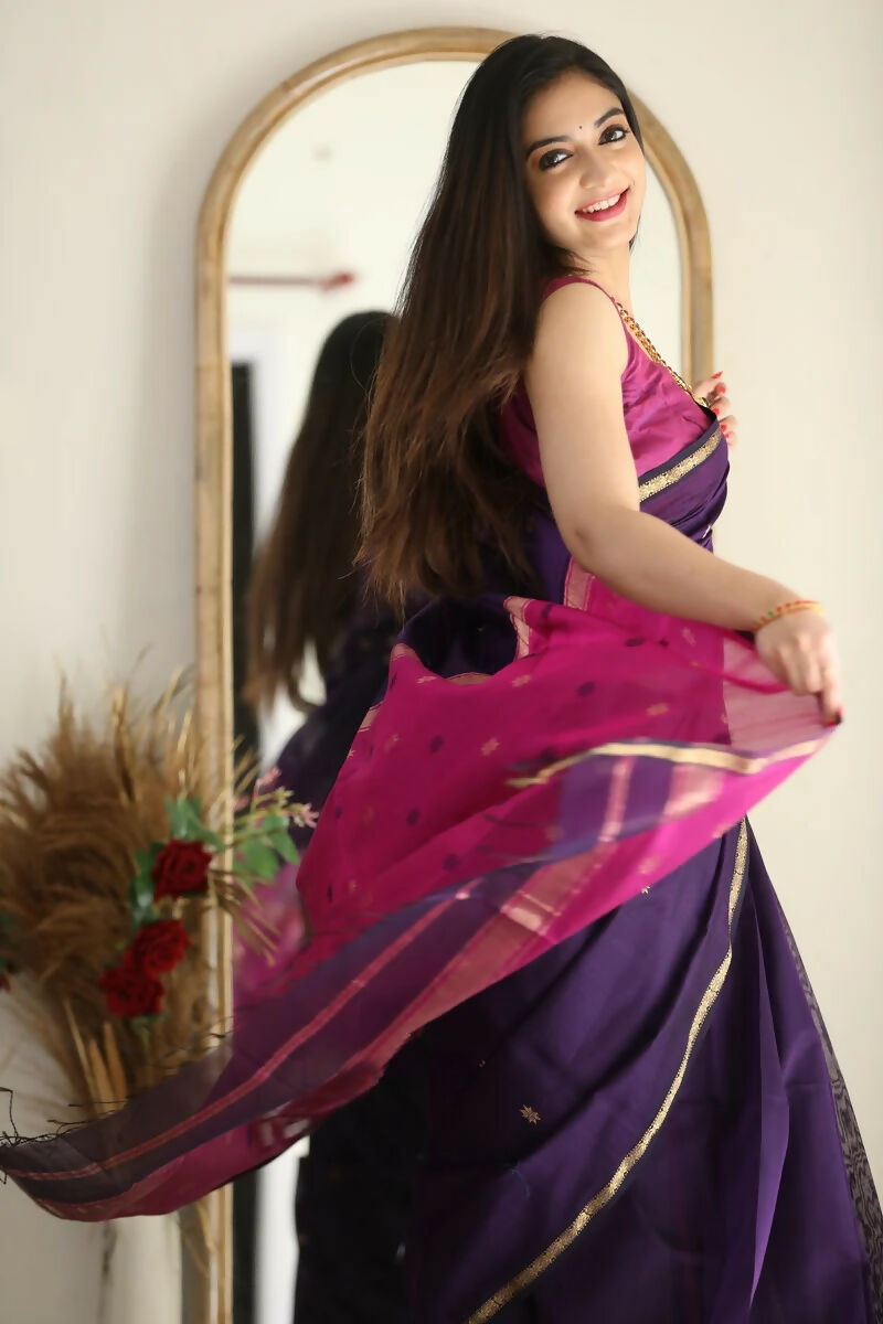 AXONIT Regal Harmony Cotton Saree with Golden Zari Work and Rani Pink Pallu