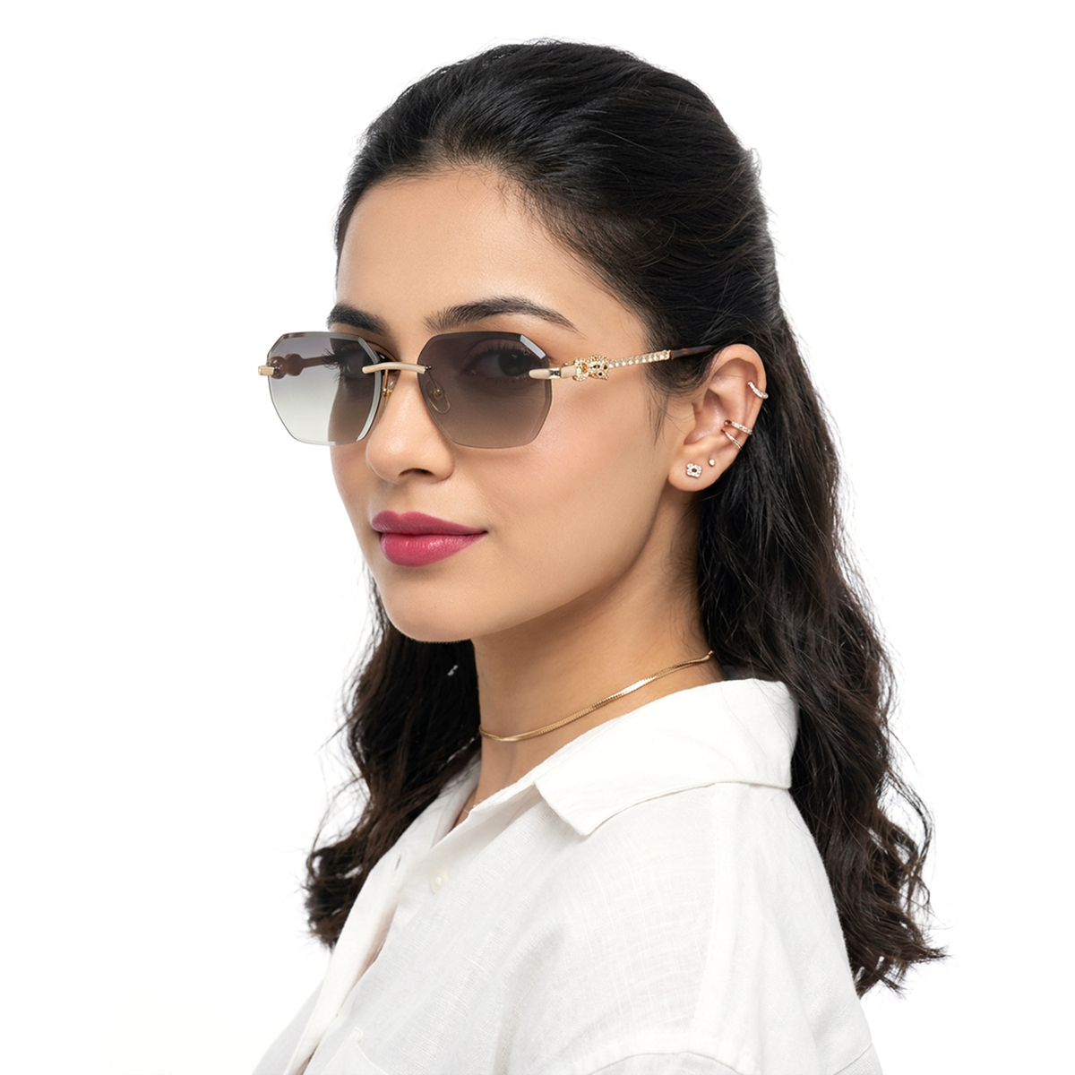 Essence Clarity Golden Rimless Sunglasses for Men and Women - Style 2528 - worn by a male model (image 4)