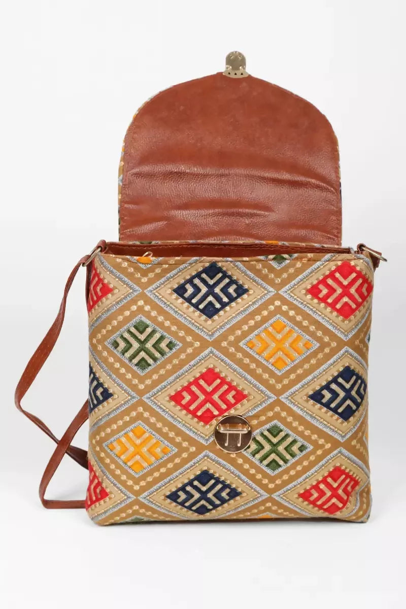 1711523990066__1711523989674__145A2536