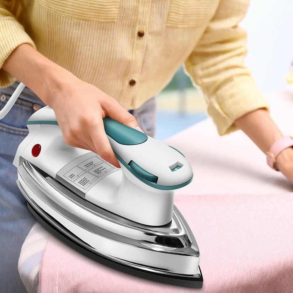 Wipro Vesta GD203 1200 Watt Heavyweight Automatic Dry Iron - HalfPe