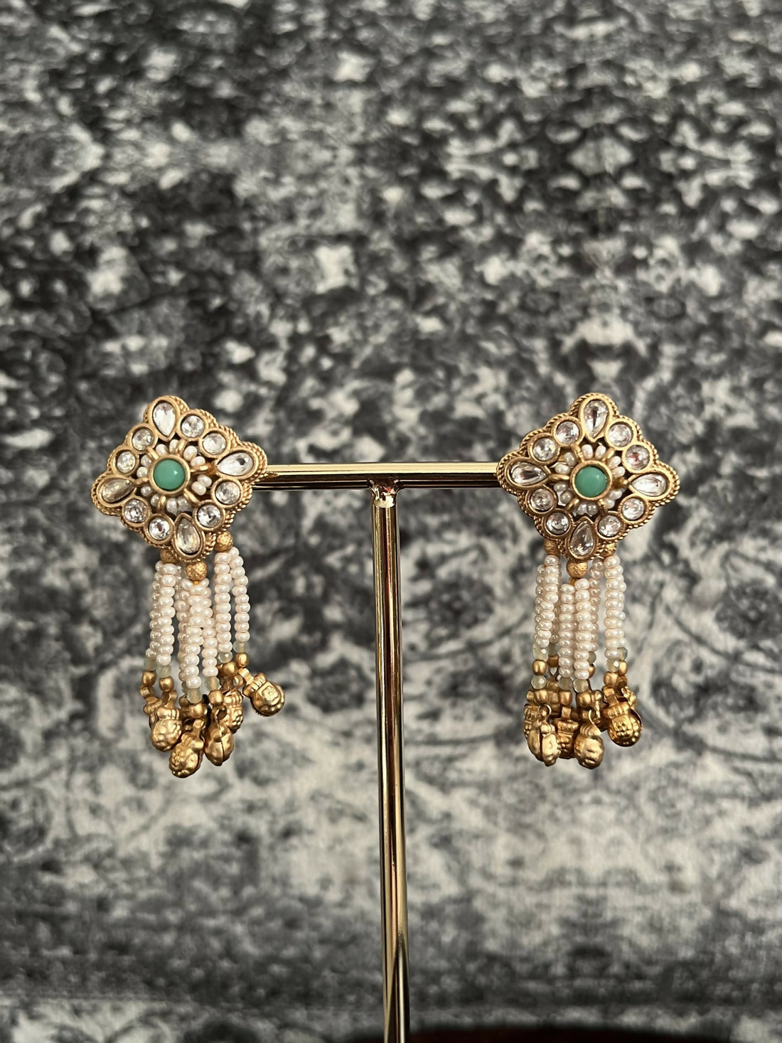 Rajwadi gold studs with pearl piroi