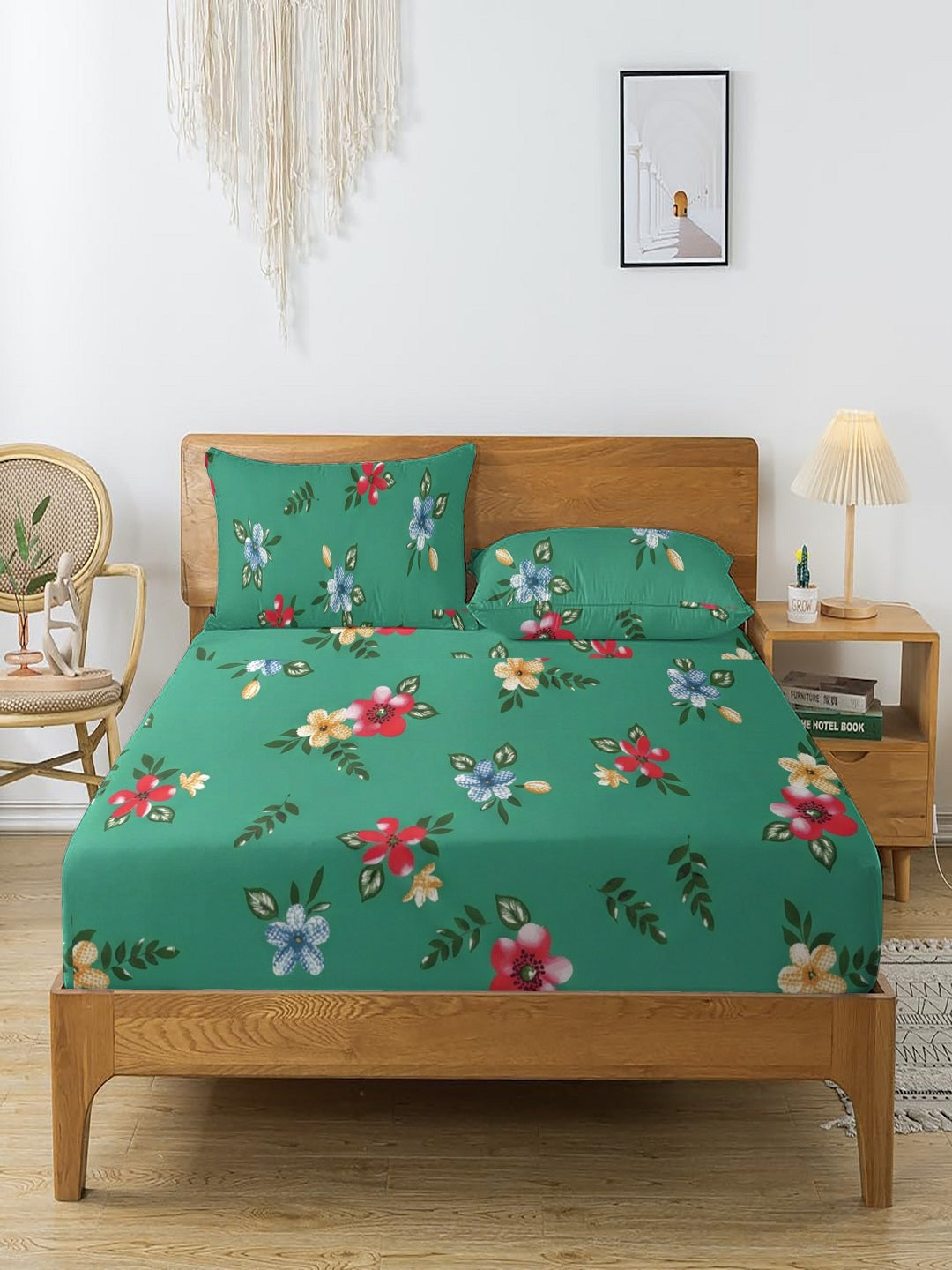 Quirky Home Coral Collection Double Bedsheet with 2 Pillow Cover - Green