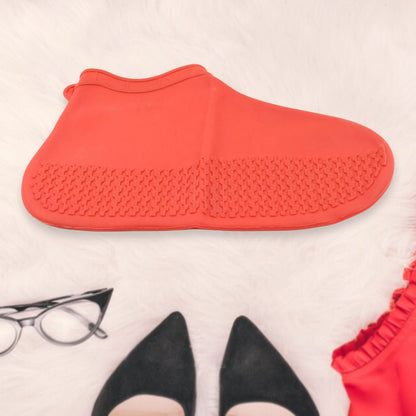 Non-Slip Waterproof Silicone Shoe Covers (Red, Medium, 1 Pair)