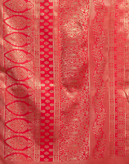 AXONIT Royal Jacquard Saree with Golden Zari Butta & Brocade Border