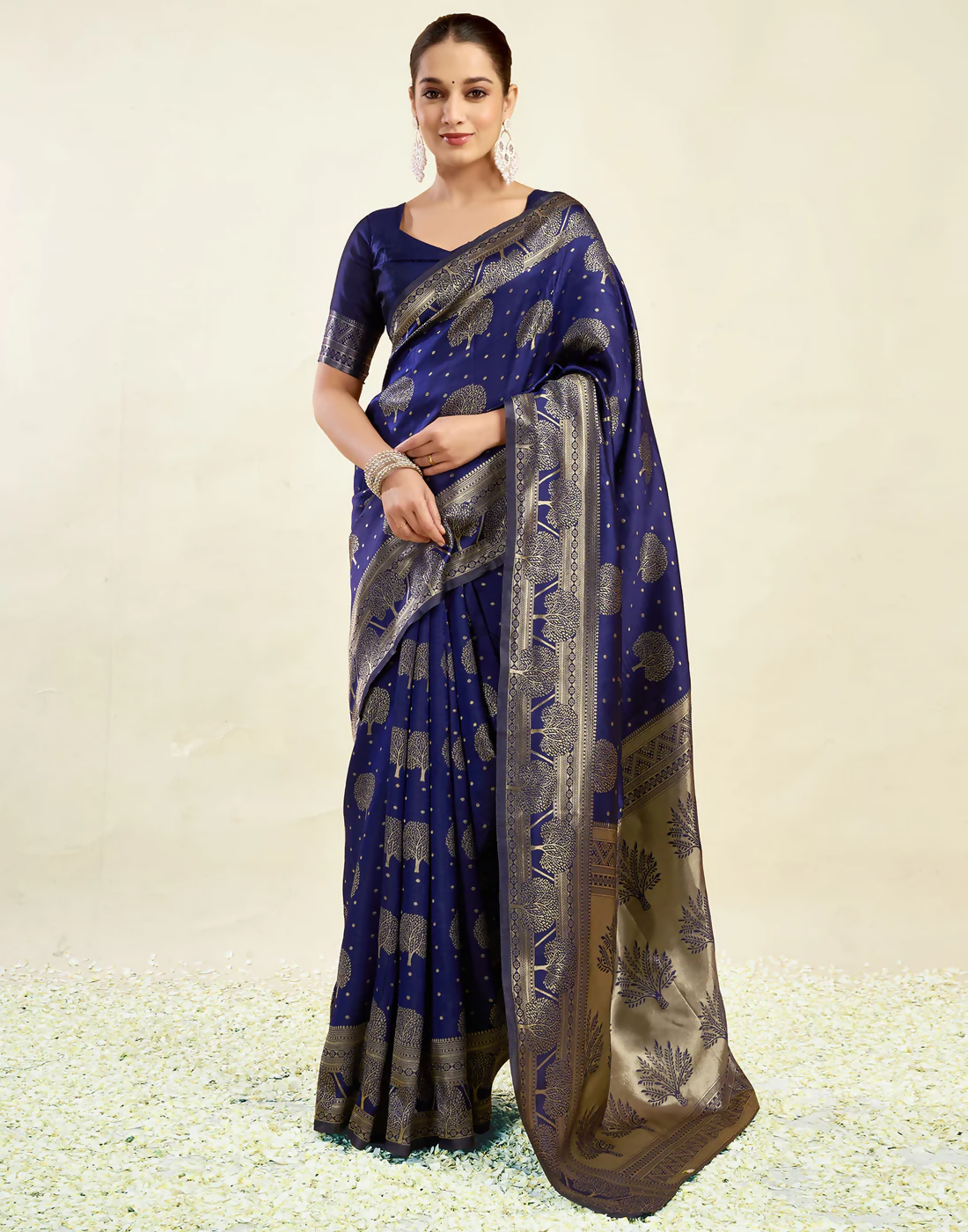 AXONIT Wedding & Festive Jacquard Saree with Heavy Zari Weaving