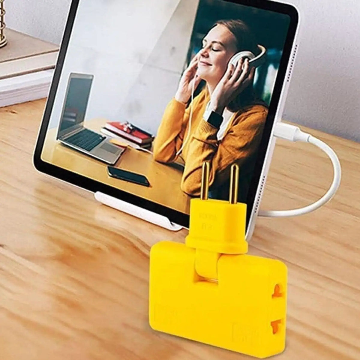 Wireless 3 In 1 Foldable Wall Plug Adapter  Socket  Converter (1 Pc) HP DD