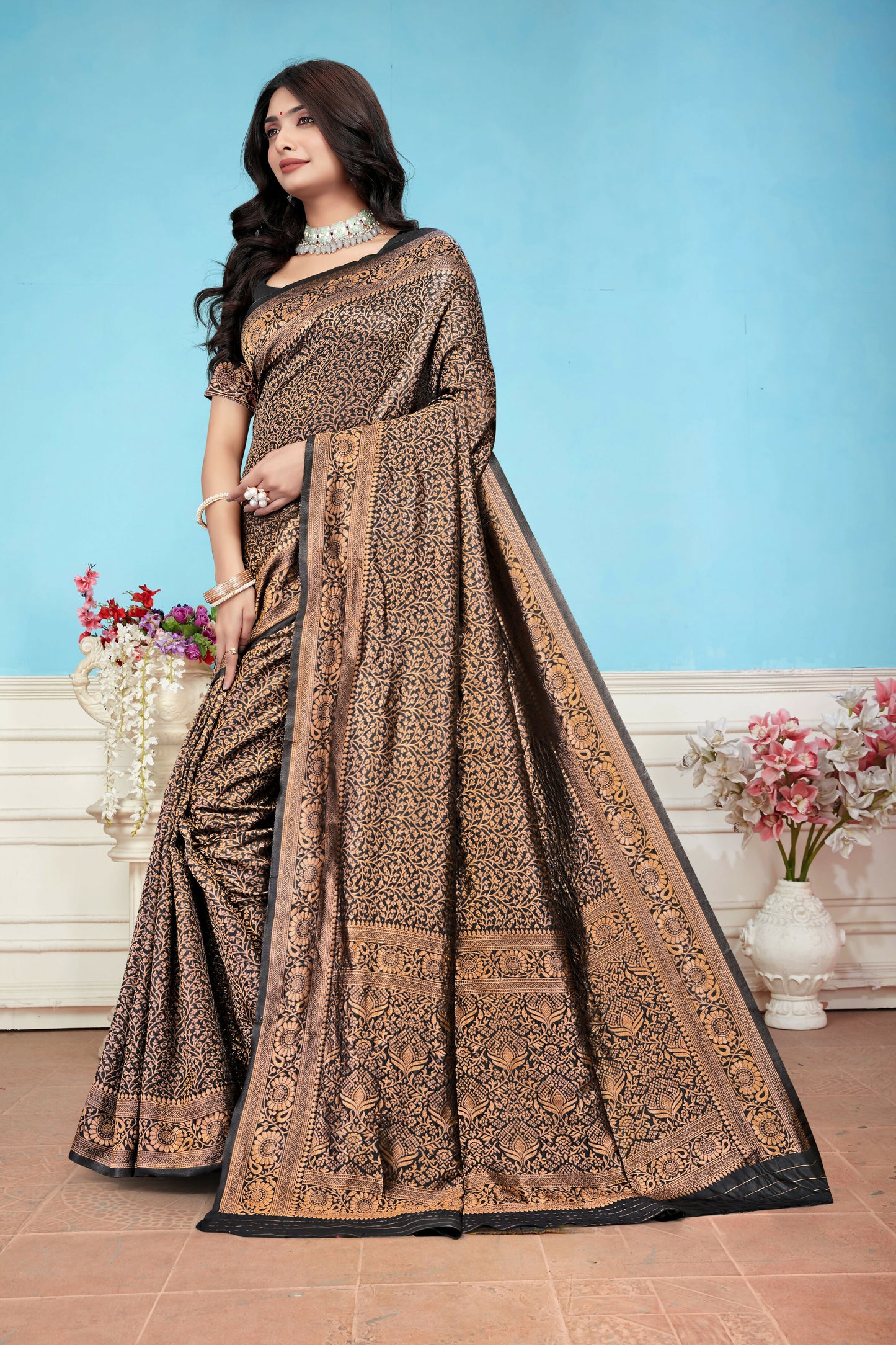 AXONIT Regal Black Banarasi Silk Saree with Floral Antique Zari Weave