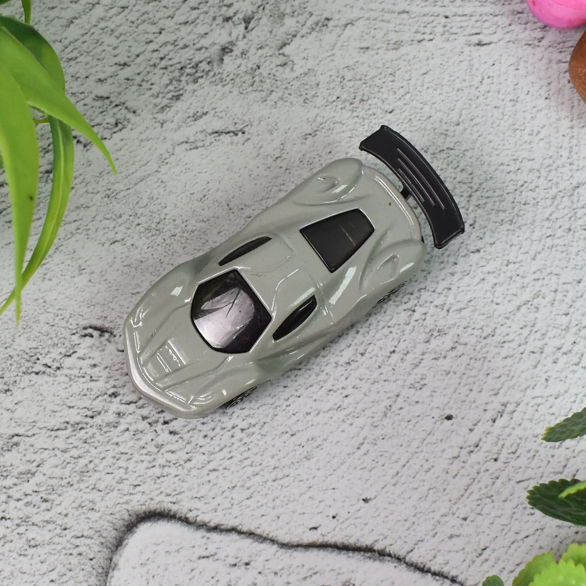Metal Mini Car Toy Free Wheel Toy Vehicle (Multicolor  1 Pc) HP DD