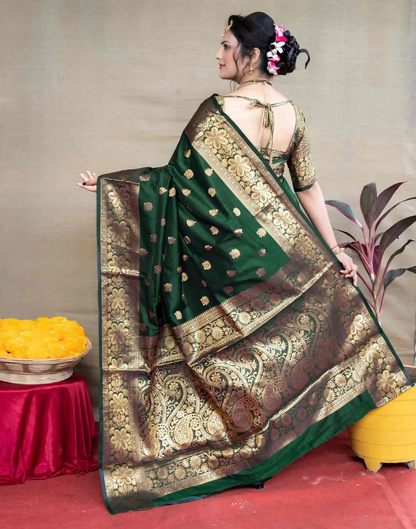 AXONIT Royal Emerald Jacquard Saree with Broad Golden Zari Border & Pallu