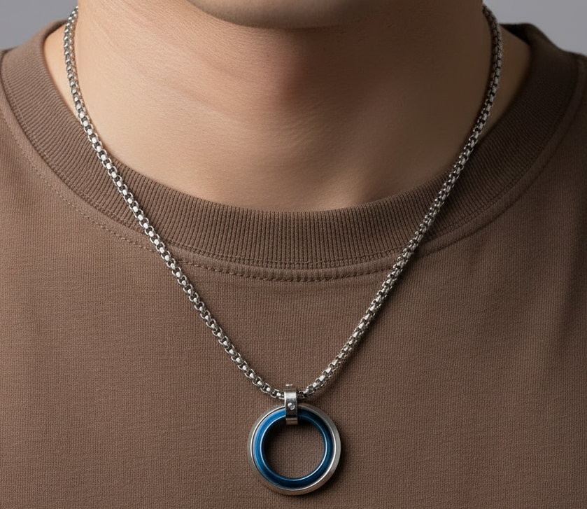 Jazz And Sizzle Trendy Interlocking a Versatile Hip-Hop Pendant Chain for Men Silver