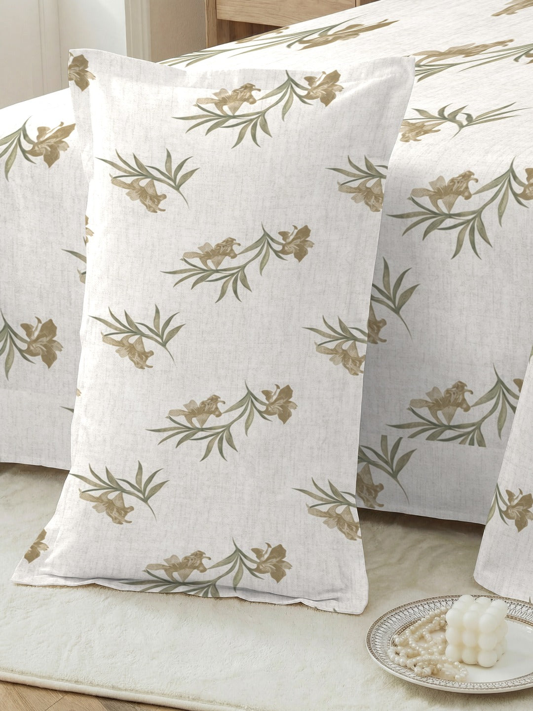 Petal 100% Pure Cotton Collection Premium Percale Queen Bedsheet With 2 Pillow Covers