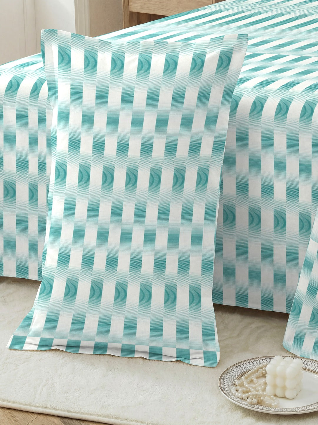 Petal 100% Pure Cotton Collection Premium Percale Queen Bedsheet With 2 Pillow Covers