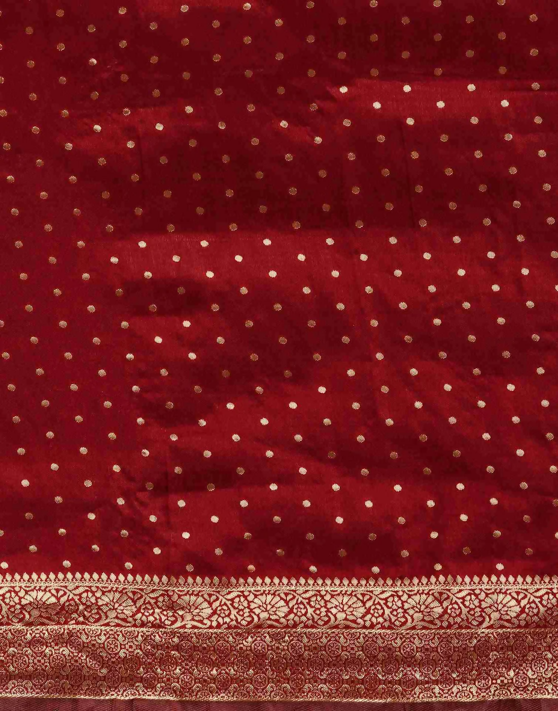 AXONIT Heritage Jacquard Saree with Heavy Golden Brocade Border