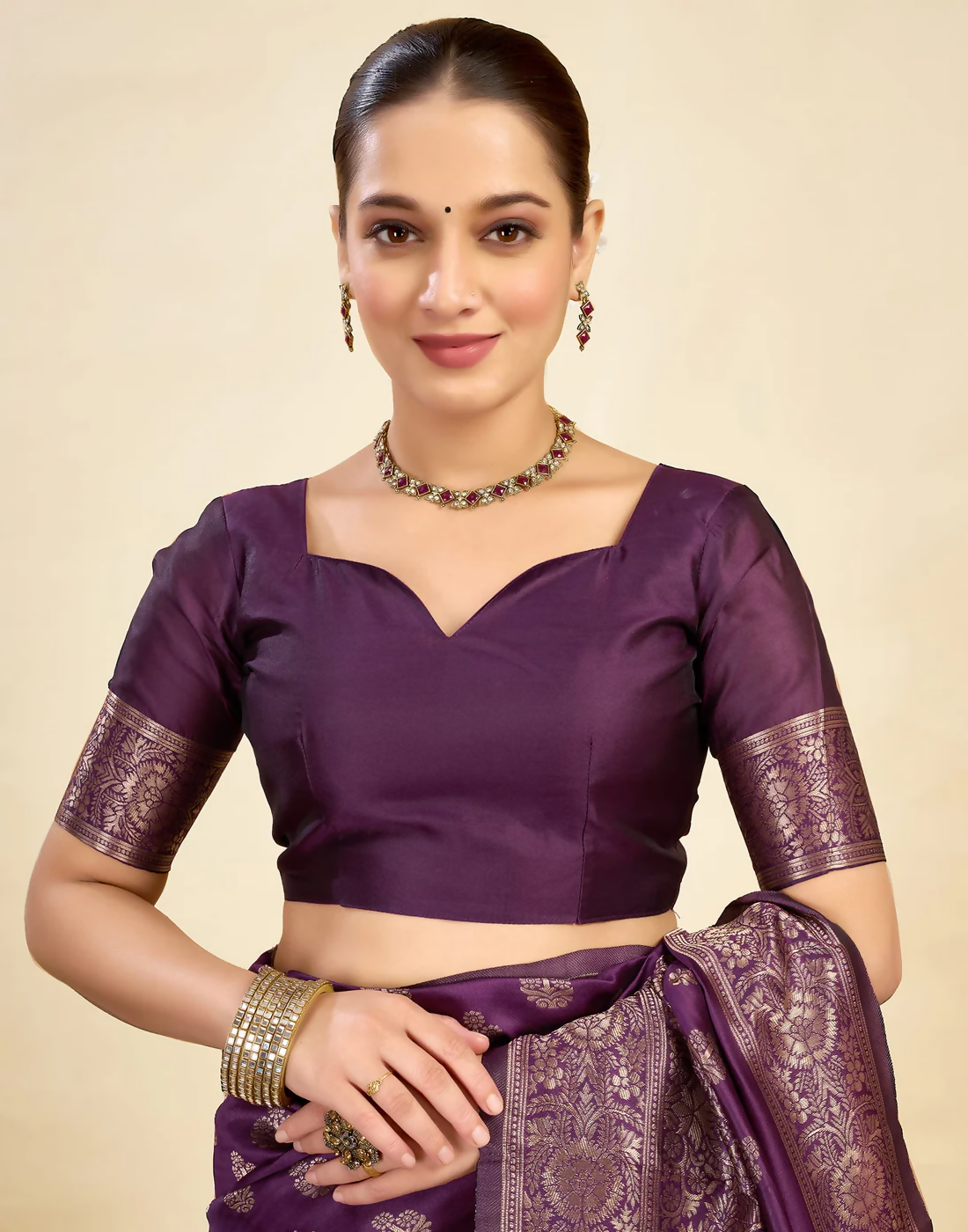 Royal Emerald Jacquard Saree with Golden Zari Work & Heavy Brocade Border