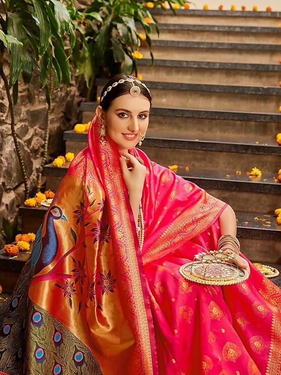 AXONIT Jacquard Silk Saree with Golden Zari Peacock Design, Festive Wear