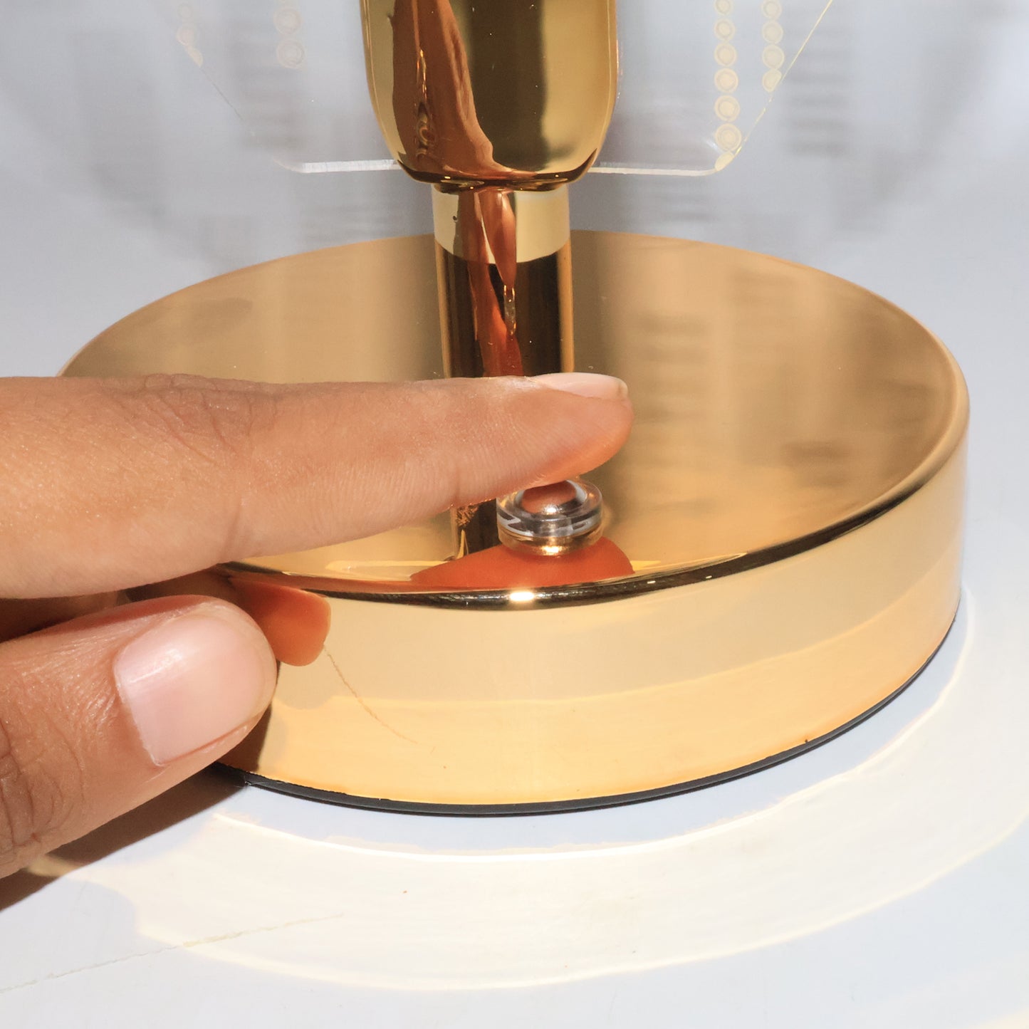 Modern Crystal LED Table Lamp – Elegant Decorative Bedside &amp; Living Room Light for Home, Office and Gifting(1 Pc)