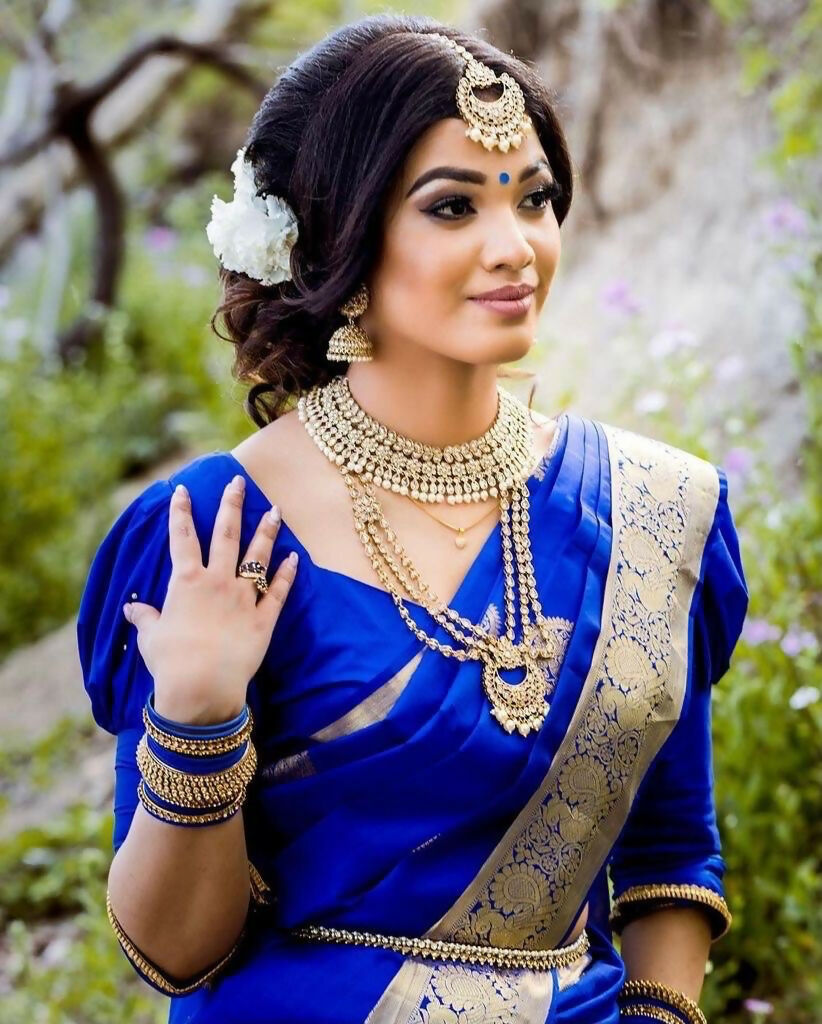 AXONIT Classic Royal Blue Banarasi Silk Saree with Silver Zari Border