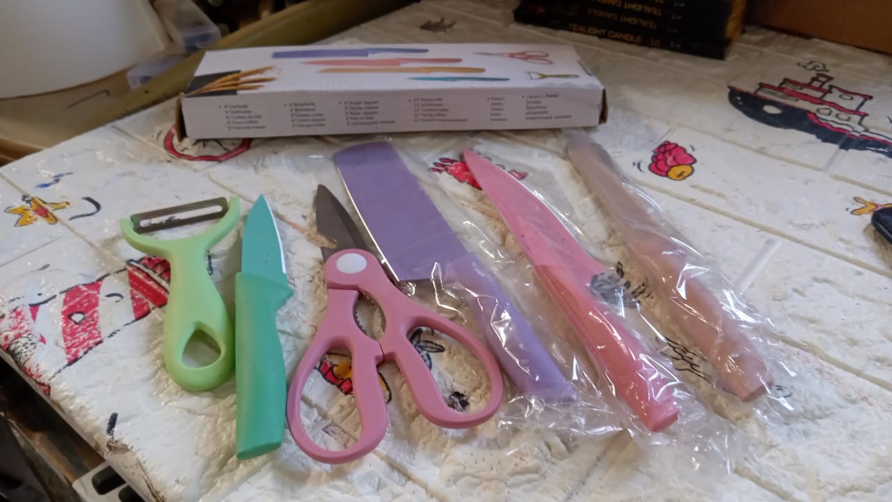 6-Pc Corrugated Forged Kitchen Knife Set with Storage Box