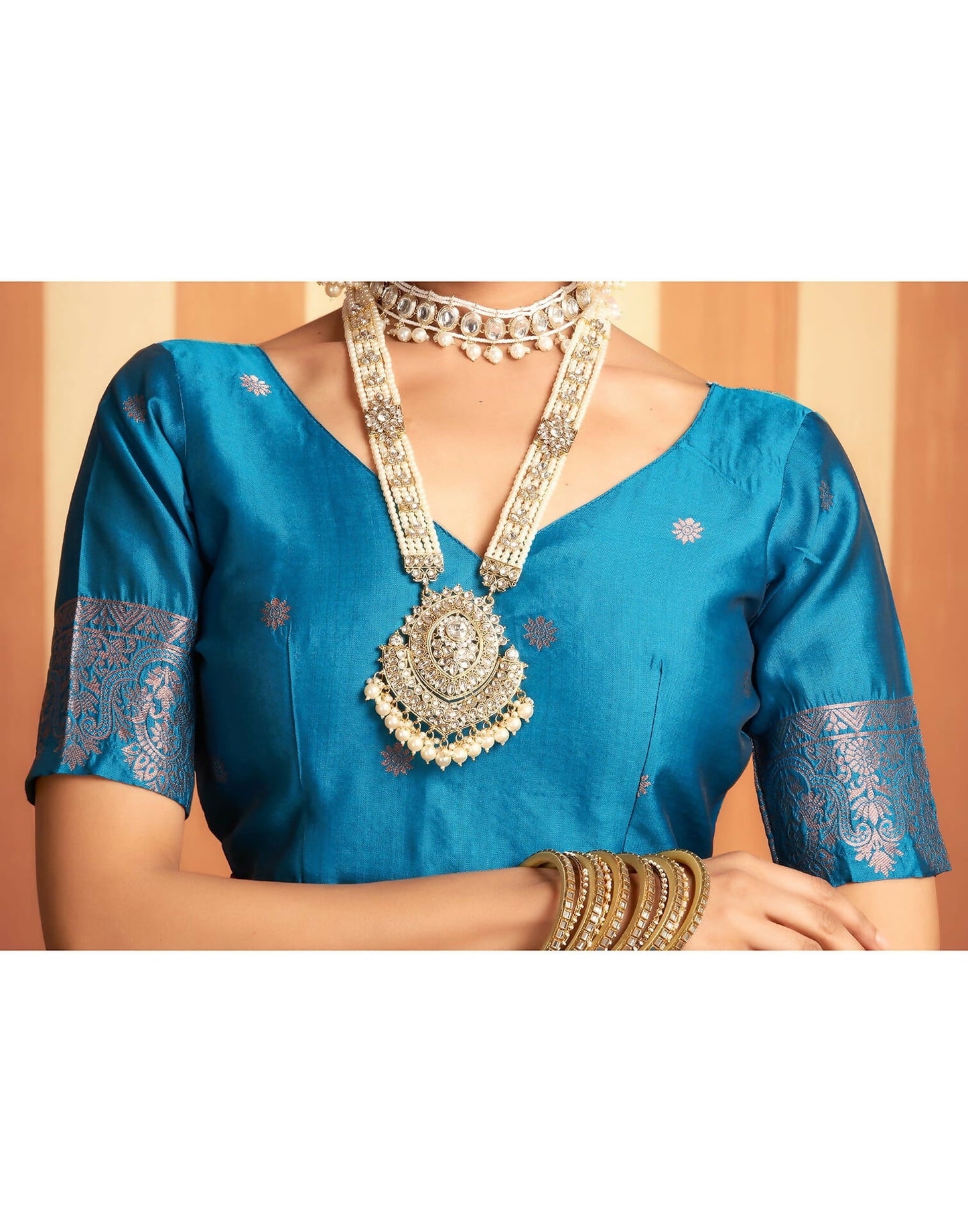 AXONIT Luxury Wedding Wear Emerald Soft Silk Saree with Heavy Golden Zari Work and Mustard-Gold Designer Pallu