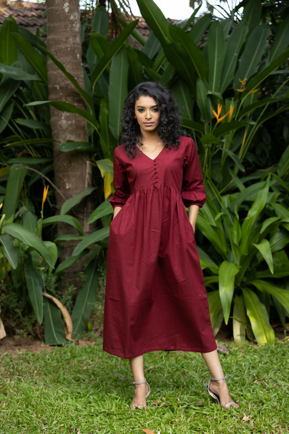 Scarlett Jewel Toned Solid Cotton Midi Dress With Three Quarter Sleeves And Elegant Silhouette Studio Sienna