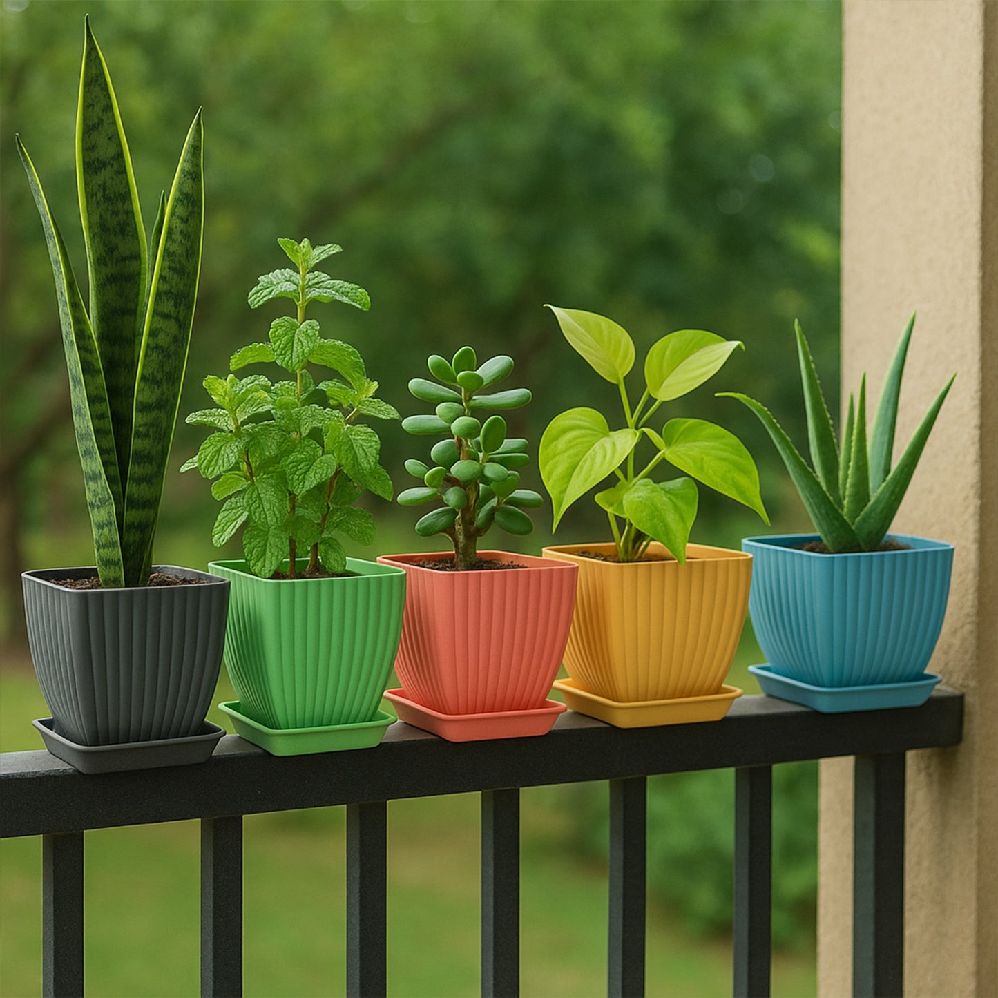 Trendy Square Plastic Flower Pots (Set Of 5)