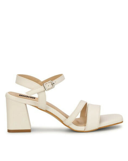 -473Wx593H-700674929-white-MODEL3