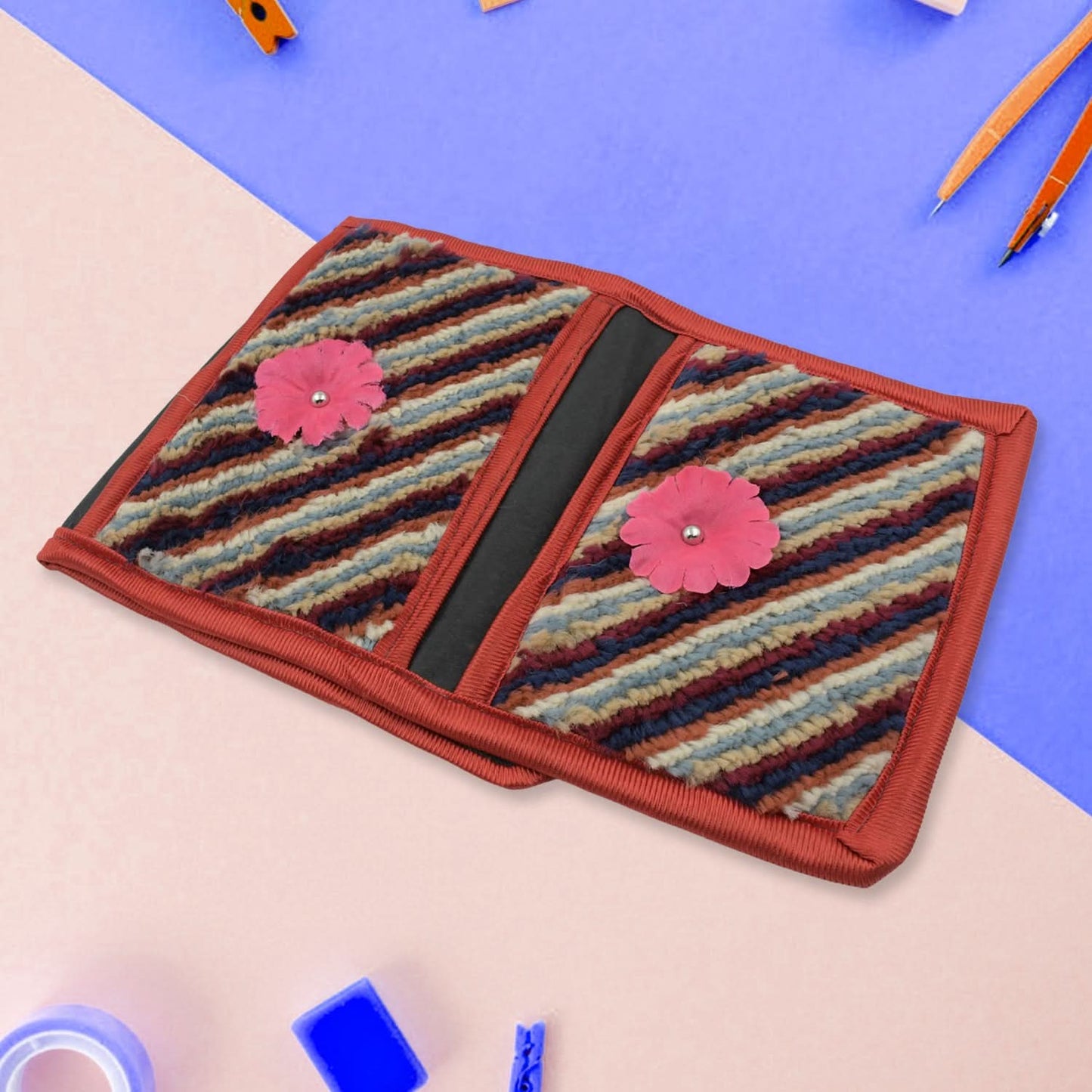 Foldable Wall Organizer Letter Holder with 3 Storage Pockets