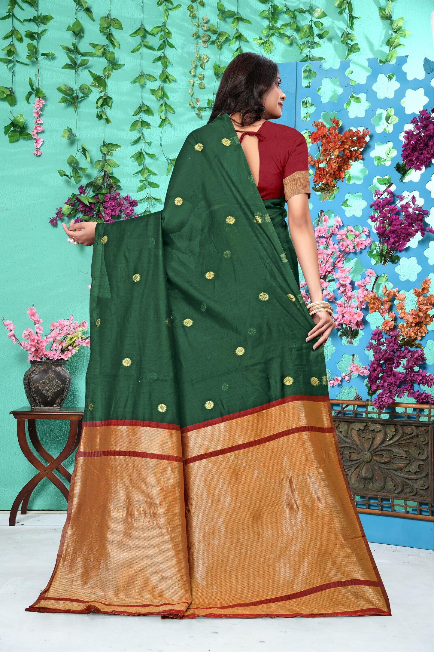 AXONIT Emerald Heritage Emerald Green Jacquard Silk Saree with Gold Zari