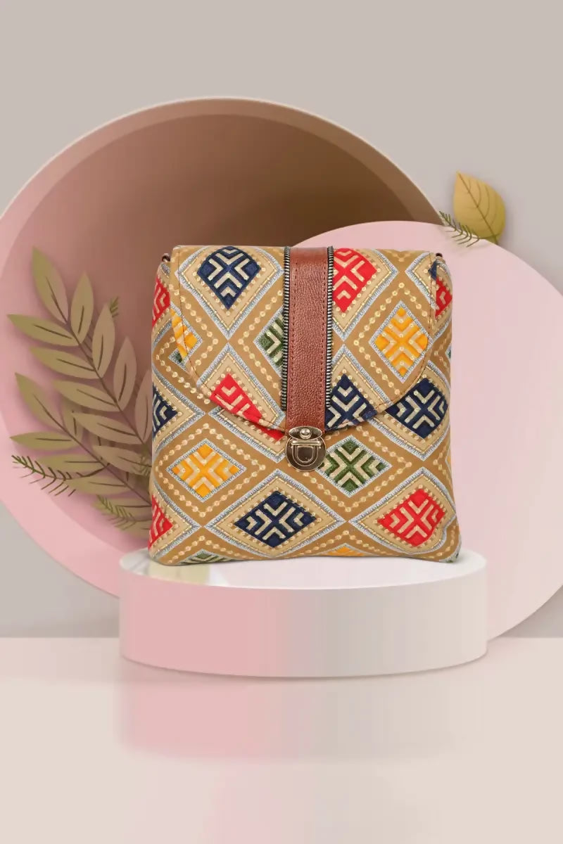 1720593888878__1720593888392__han012317_Multicolor_11zon