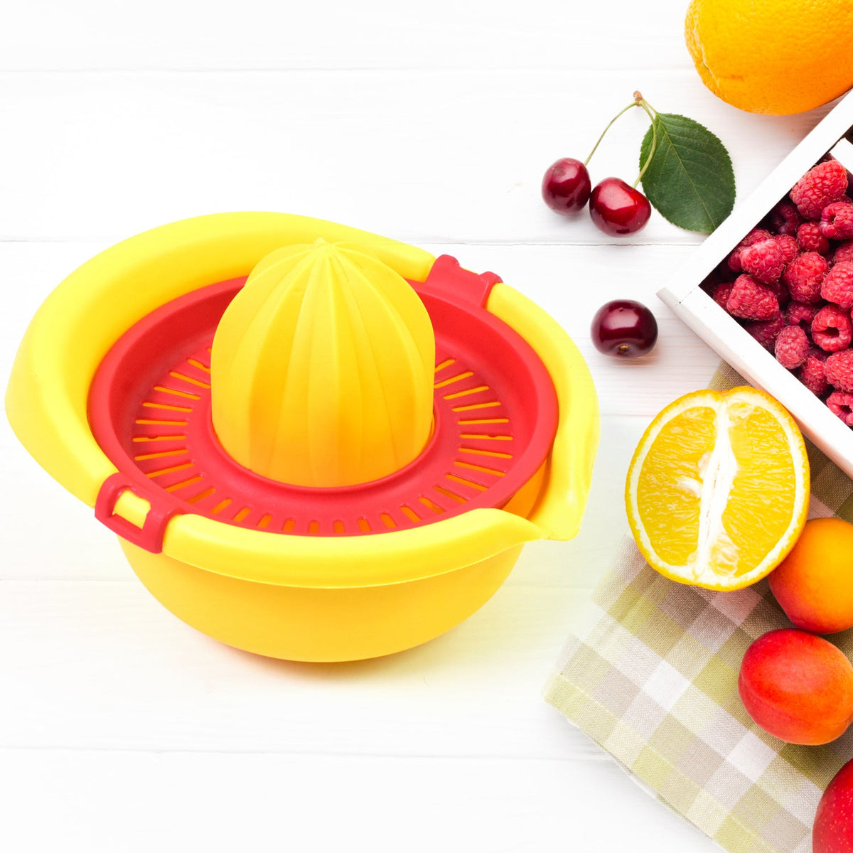 Orange Juicer Machine Hand Press (300 Ml) HP DD