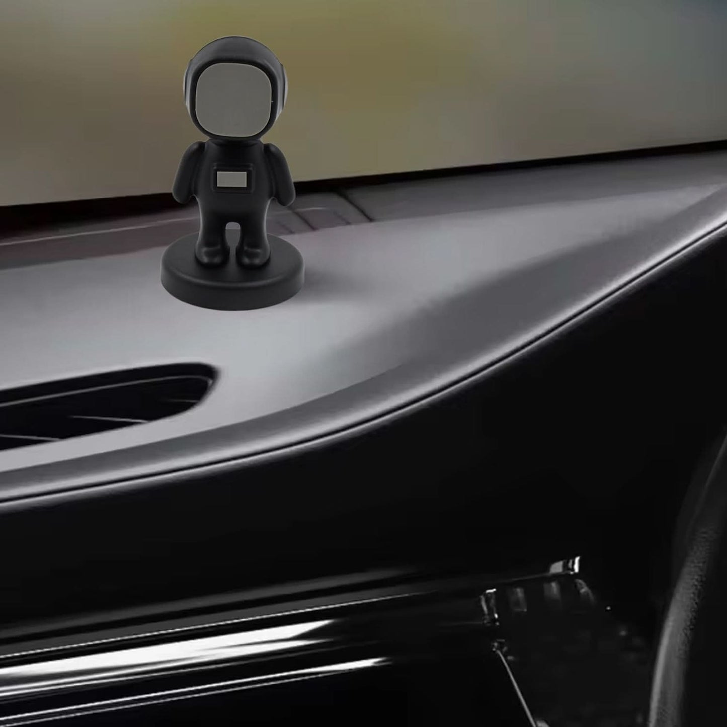 Cartoon Astronaut Magnetic Mobile Phone Holder – 360° Rotation