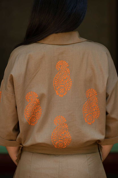 Olivia Women’s Sporty Handprinted Cotton Twill Shirt with Drawstring Hem (Top) Studio Sienna