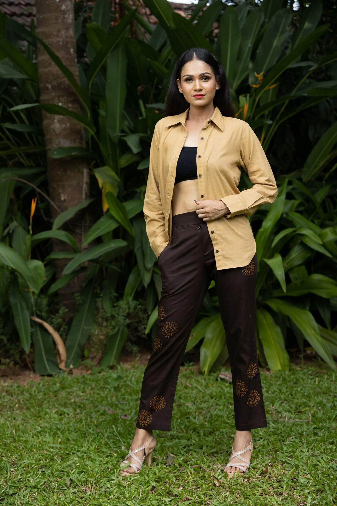 Mellow Shirt Women’s Solid Neutral Full Sleeve Cotton Shirt with Criss-Cross Back Detail Studio Sienna