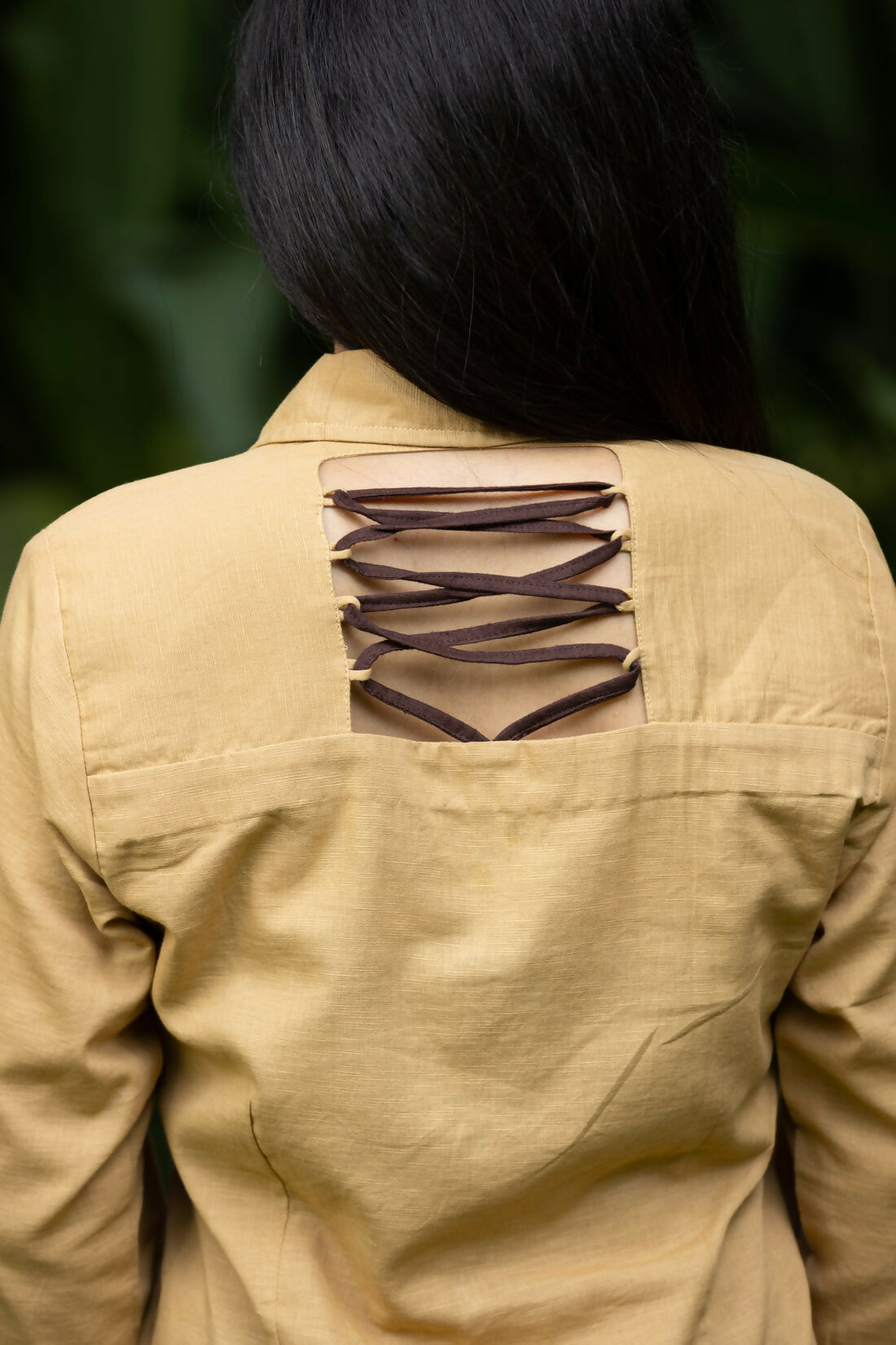 Mellow Shirt Women’s Solid Neutral Full Sleeve Cotton Shirt with Criss-Cross Back Detail Studio Sienna