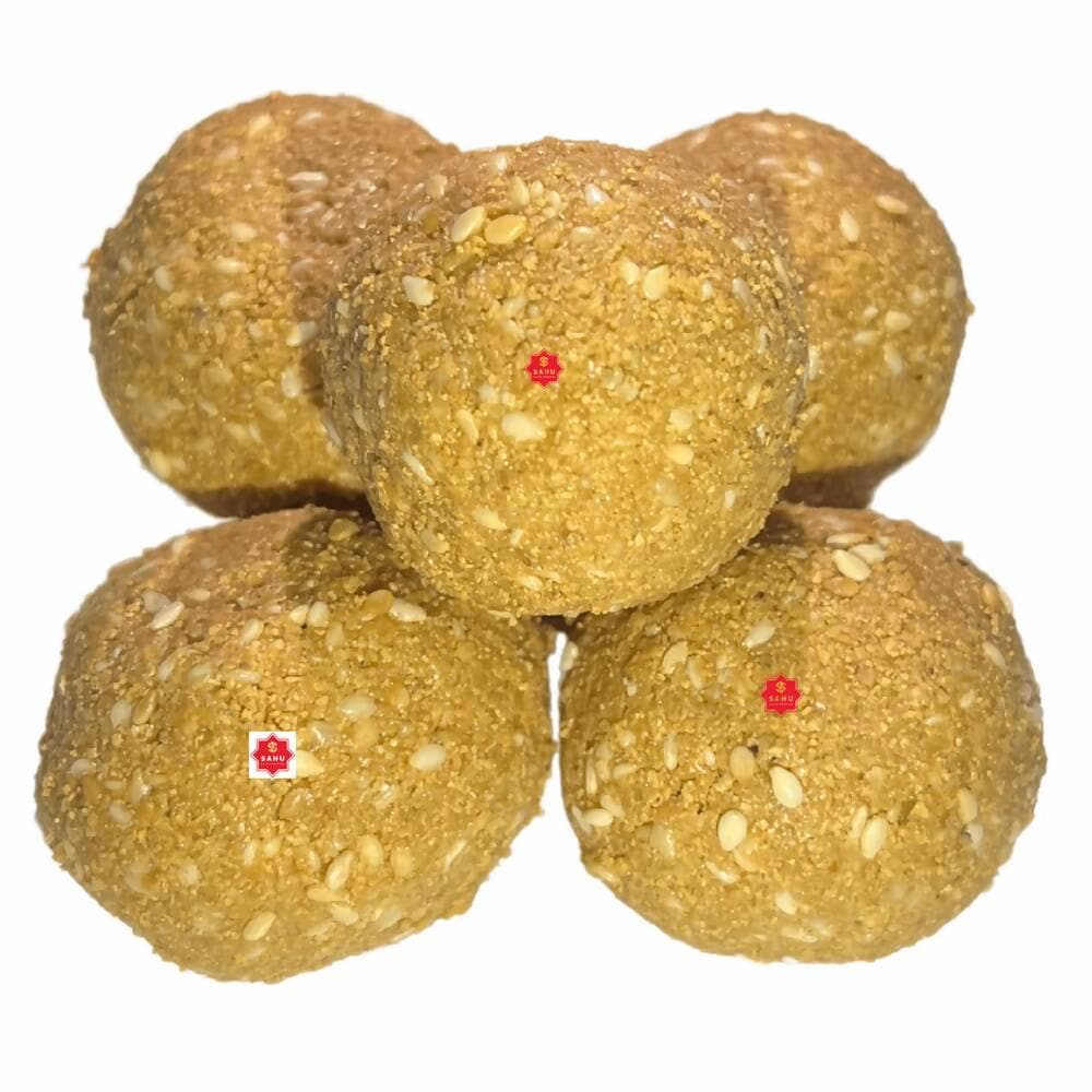 SAHU GAJAK BHANDAR Malai Til Ladoo 500 Gram - HalfPe