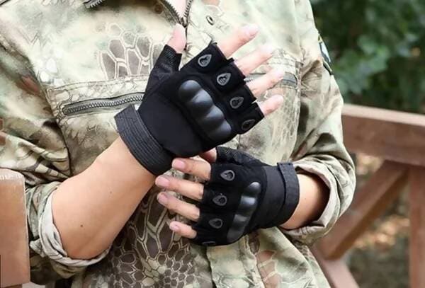 Half finger Knuckle Riding Gloves (Black) - HalfPe