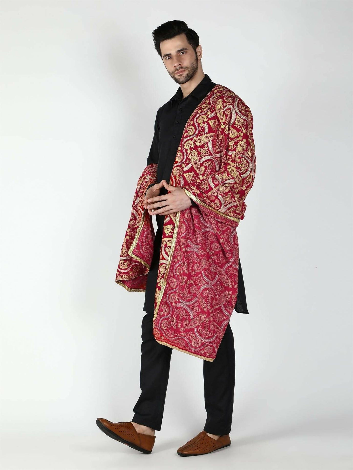 Red and Gold Paisley Patterned Embroidered Velvet Shawl - HalfPe