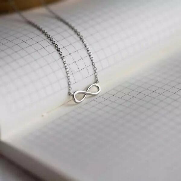 Fashion Style Silver Plated Infinity Pendent - HalfPe