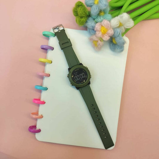 Elegant Wristwatch (Green) - HalfPe