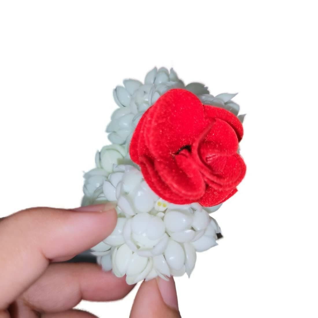 SENECIO Red Velvet Rose Floral Fully Bloomed White Jasmine Mogra Hair Band Ponytail Holder (Pack of 4) - HalfPe