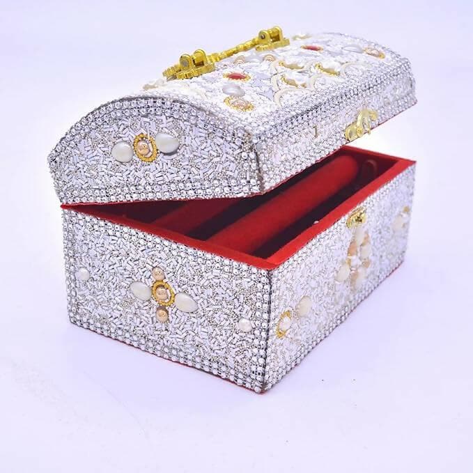 santarms makeup box vanity box for bangles box - HalfPe