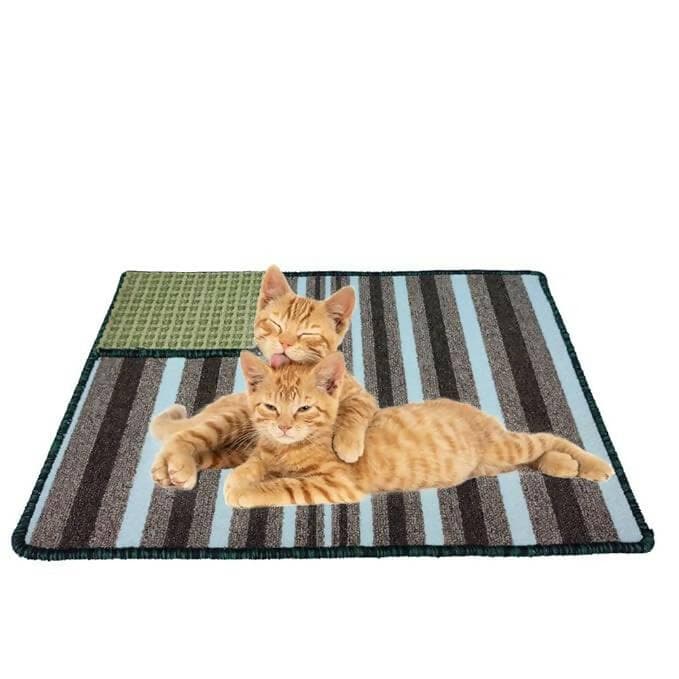 Mats Avenue Cat Sleeping Mat Soft Synthetic Wool and Rubber Backing with Embedded Sisal Scratcher - HalfPe