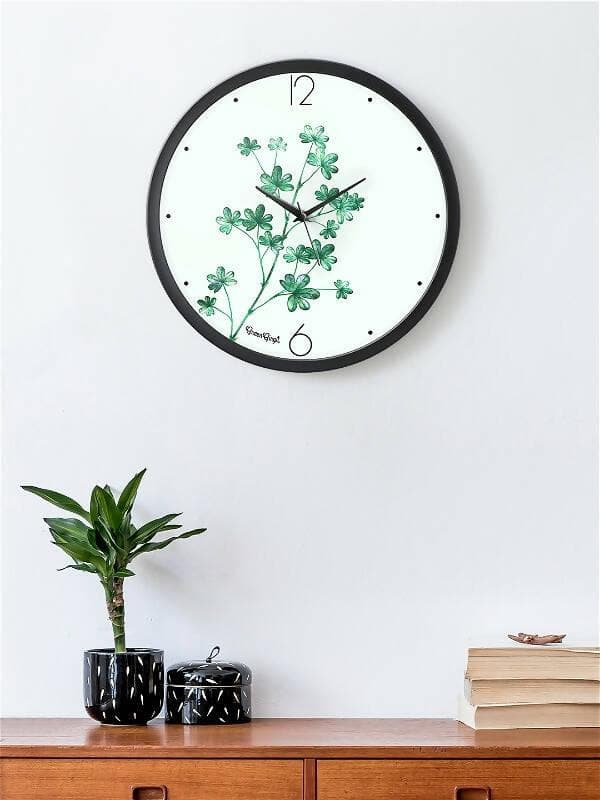 Green Leaves Analog Wall Clock - HalfPe