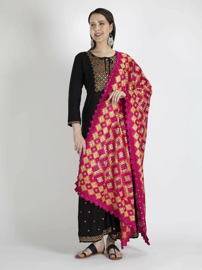 Phulkari Dupatta with Mirror Work (Magenta) - HalfPe