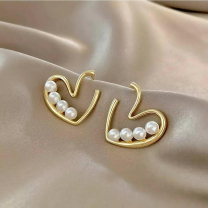 Pinapes Pearl Cute Heart Stud Earrings for Girl - HalfPe