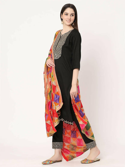 Phulkari Multicoloured Bagh Dupatta - HalfPe